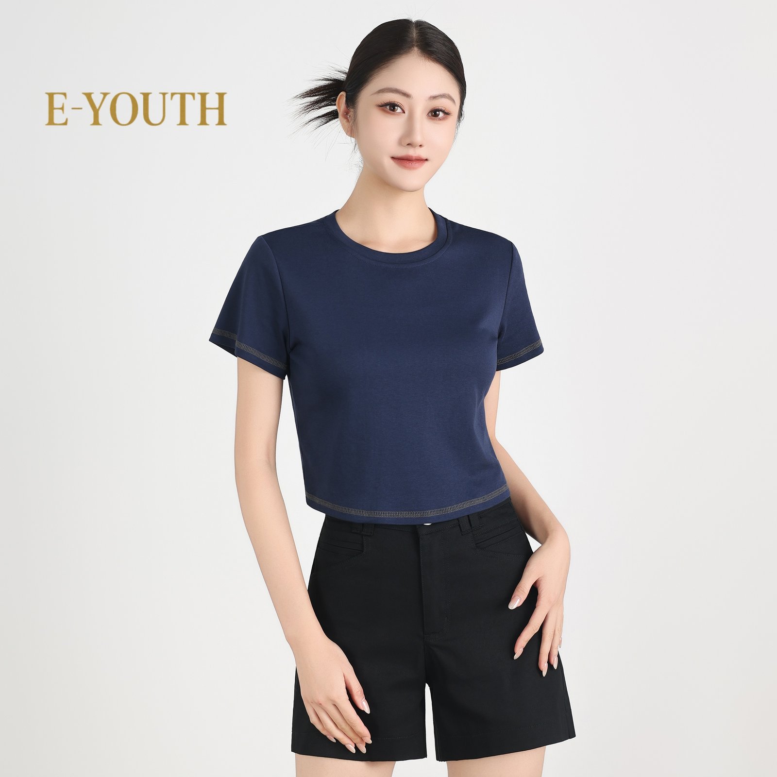 E-YOUTH 13113 Women Contrast Stitch Cropped Tee product detail 1