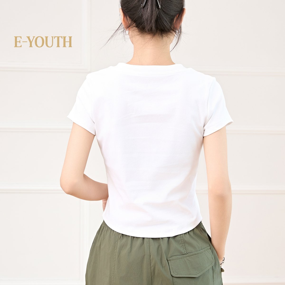 Eyouth 13107 Women’s V-Neck T-Shirt - Soft, Comfortable, and Stylish Top product detail 3